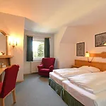 Altes Zollhaus ホテル 4*
