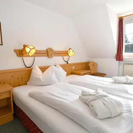 Altes Zollhaus ホテル 4*