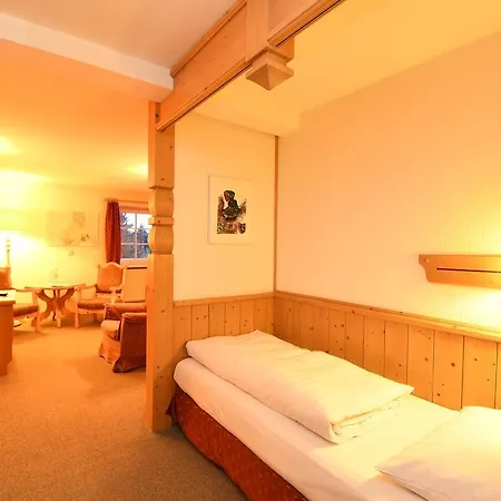 ホテル Altes Zollhaus ヘルムスドルフ