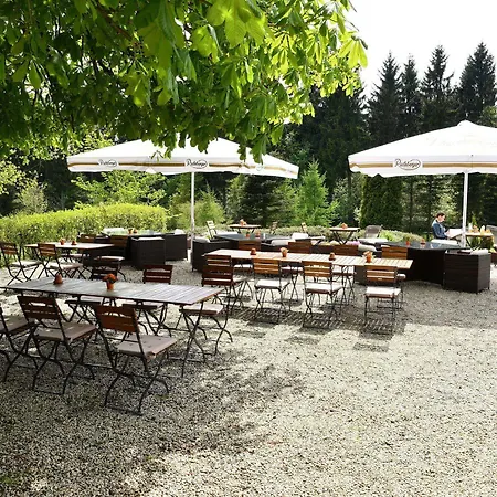 Altes Zollhaus 4*