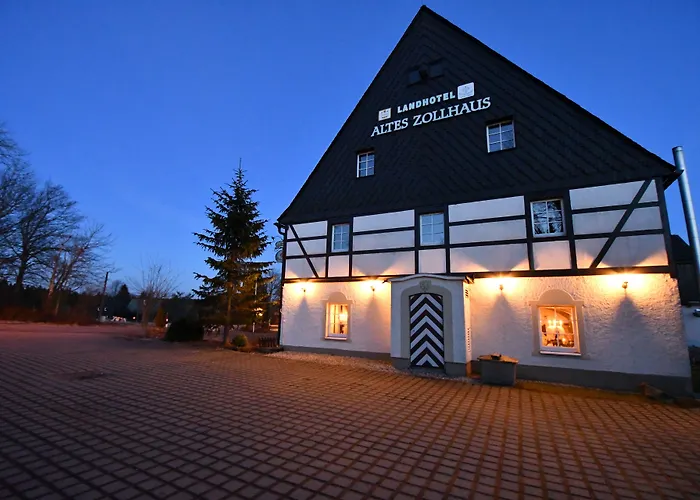 Отель Altes Zollhaus Хермсдорф